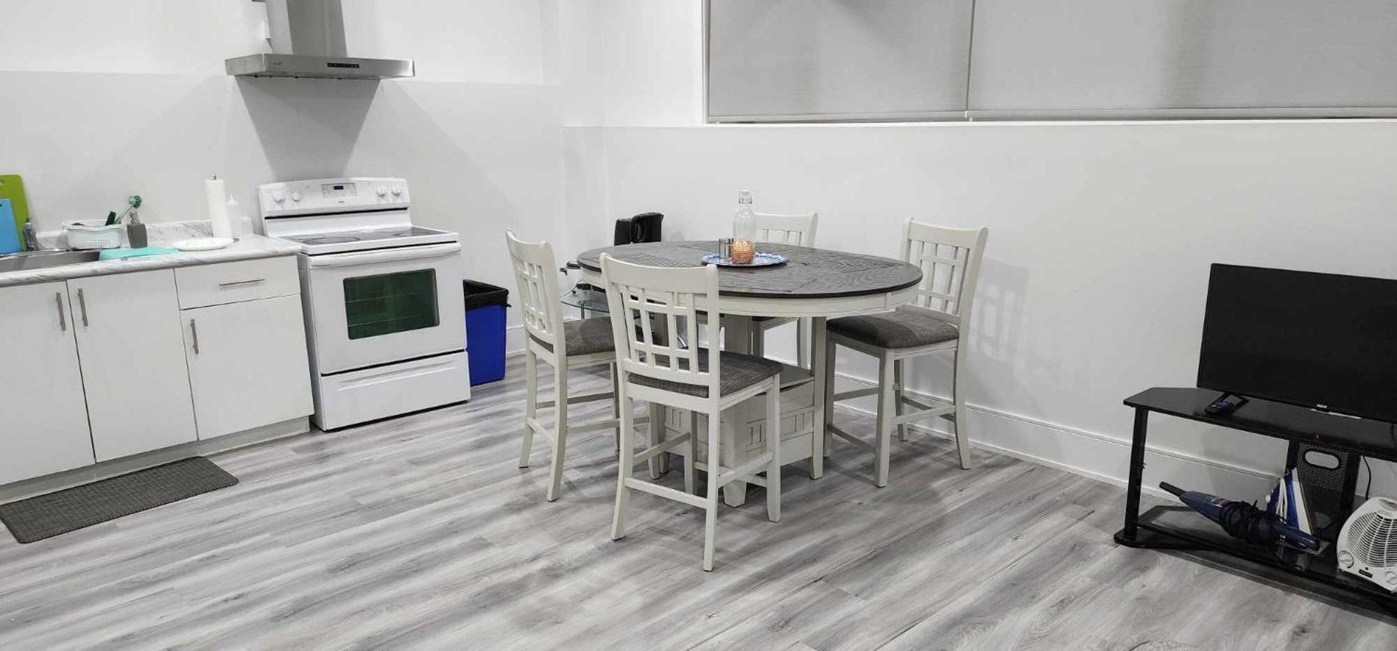 Scarborough New 2-Bedroom Basement Toronto Bagian luar foto